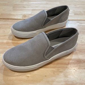 Steve Madden Slip on Sneaker Shoe Size 8